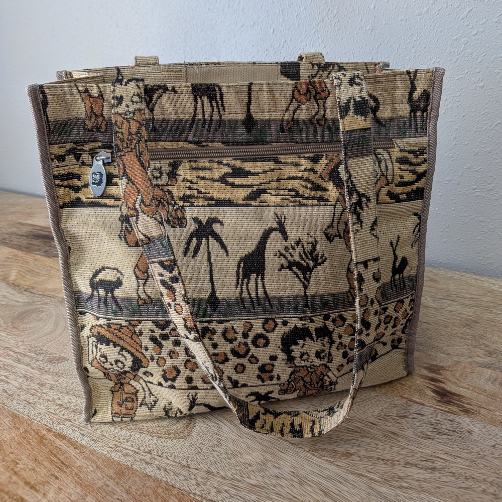 Vintage Safari Betty Boop Tapestry Tote Bag